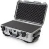 Image de NANUK 935 - Valise de Protection légère et étanche en résine NK-7, avec roulettes et Insert en Mousse Personnalisable (56 cm x 36 cm x 23 cm) Homologuée Bagage Cabine (Argent)