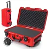 Image de NANUK 935 - Valise de Protection légère et étanche en résine NK-7, avec roulettes et Insert en Mousse Personnalisable (56 cm x 36 cm x 23 cm) Homologuée Bagage Cabine (Rouge)