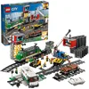Image de LEGO City Le Train de Marchandises Télécommandé - Inclut Jouet Camion, Chariot Élévateur, 32 Rails, Feux de Signalisation & 6 Minifigurines - Cadeau Original pour Garçon ou Fille dès 6 Ans 60198