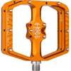 Image de Burgtec Penthouse MK5 B-Rage Edition Pédales plates en alliage pour VTT Orange