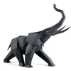 Image de LLADRÓ Figurine en Porcelaine Éléphant en Noir Mat de la Collection Origami. Sculpture de Porcelaine Inspirée par Un Éléphant Africain au Design Géométrique et Contemporain.
