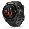 Image de Garmin Fenix 8 43 mm, AMOLED, Gris Carbone Saphir DLC Titane avec Noir/Gris Galets en Silicone