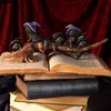 Image de Nemesis Now - Purrfect Broomstick - Figurine de chats noirs familiers de sorcières et manche à balai 27.5cm en occasion ou reconditionné