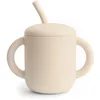 Image de mushie Tasse d'Apprentissage en Silicone avec Paille | 6 Mois et Plus | 175 ml | Poignées Anti-Déversement et Antidérapantes | 100% Silicone | Anti-Fuite | Lavable au Lave-Vaisselle | Shifting Sand
