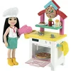 Image de Barbie Famille Chelsea Métiers Coffret Pizzeria, Mini-poupée Brune et Accessoires, Jouet pour Enfant, GTN63