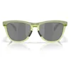 Image de Oakley Oo9503 Frogskins Range XL Lunettes de soleil rondes, Fougère mate/fougère transparente/noir Prizm, 58 MM